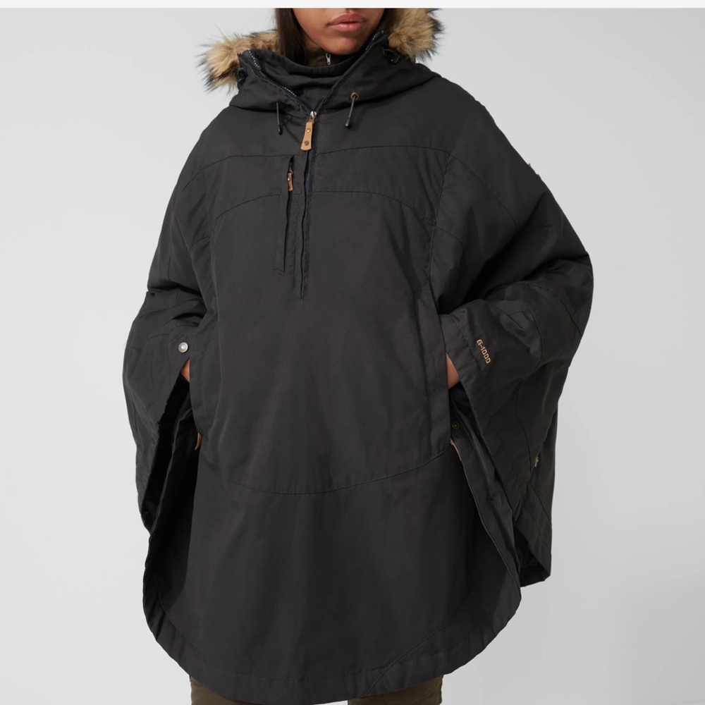 Fjallraven “Luhkka” Women’s Cape with Faux Fur Hood NWOT - Picture 7 of 16